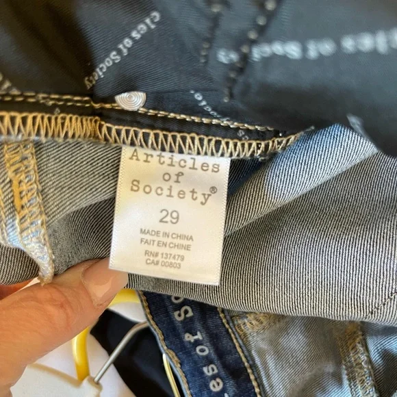 Articles Of Society Jeans - Picture 2 of 4